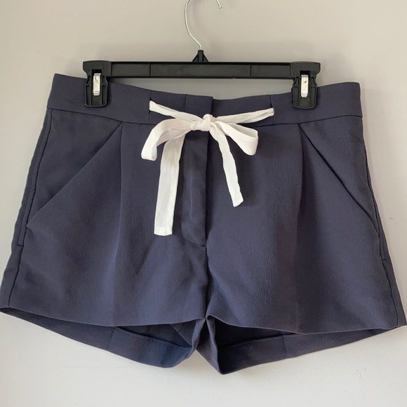 Aritzia Pants - Aritzia Shorts